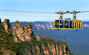 Sydney: Blue Mountains National Park Tour with River Cruise