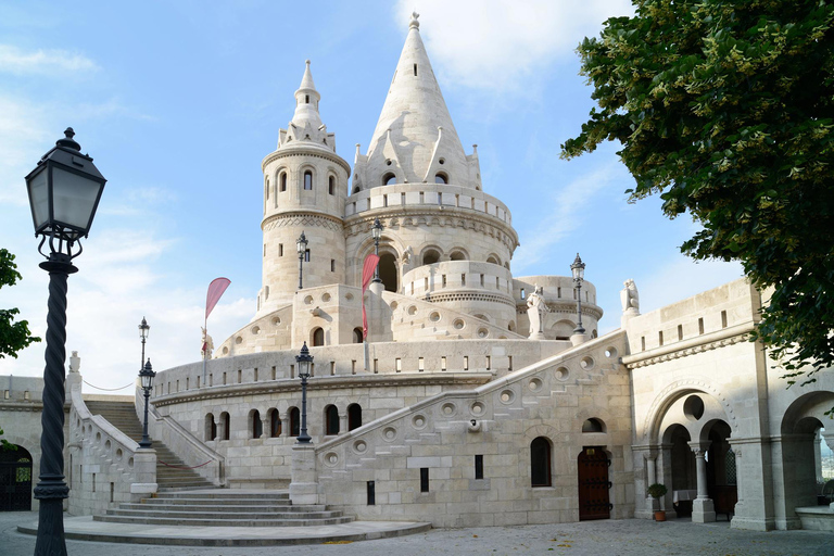 Descubre Budapest: tour privado de 3 o 4 horas en cocheDescubre Budapest: tour privado guiado de 4 horas en coche