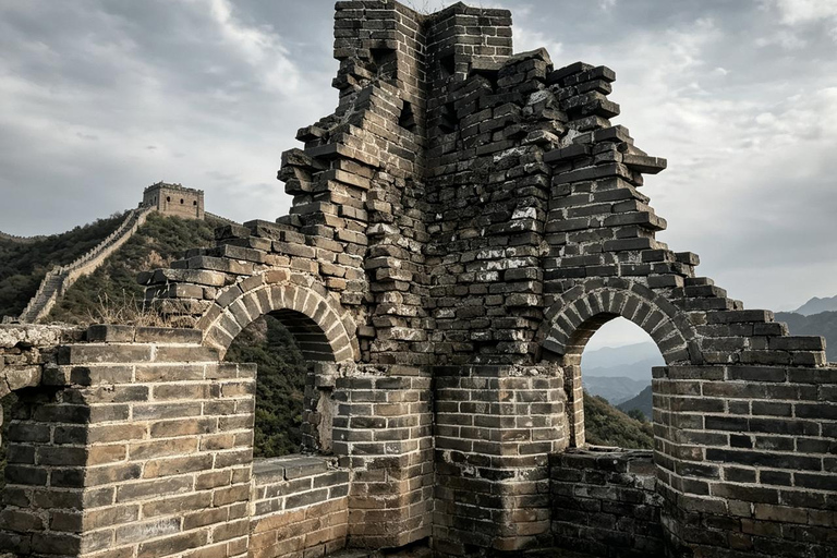 Beijing: Jinshanling Great Wall Guided Tour with Transfers 跟团游：车+票+观光车