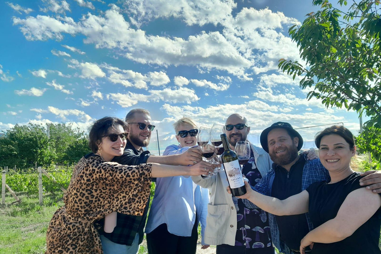 لوسارات: جولة في مصنع النبيذ جيڤاني وتجربة تذوق النبيذ