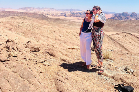 Wadi Rum: 2-Day Southern Desert Tour, Camel & Stargazing