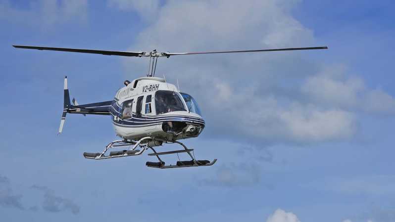 Tour in elicottero di mezza isola di Antigua