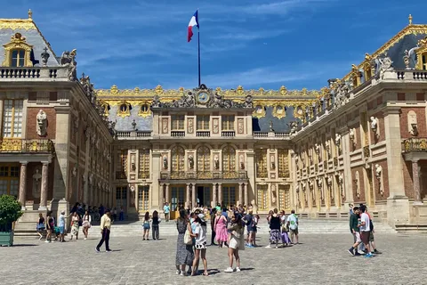 Privát Versailles, kertek, Trianon Párizsból a Mercedes-szel