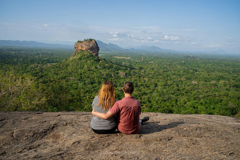 From Galle/Bentota: Sigiriya Rock and Dambulla Two Day Trip