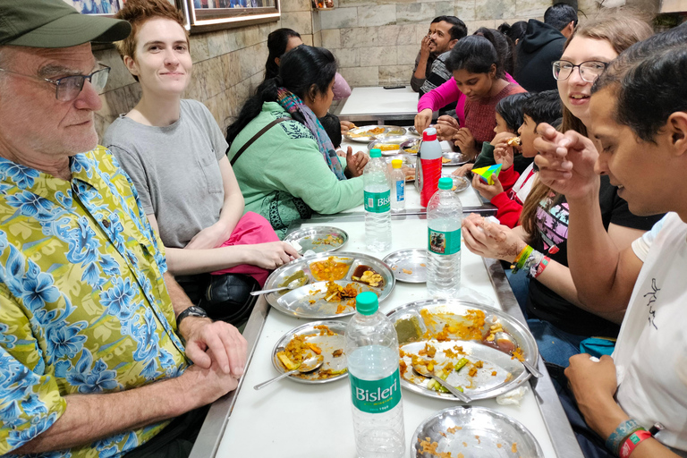 From Spice Box to Jewelry Box: Old Delhi Market Adventure Tour Without Pick-up & Drop-off (Meet at Starting Point)