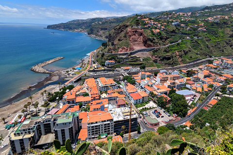 Madeira Southwest in 4h: R. Brava, P. do Sol &amp; Paúl do MarFrom Funchal: Madeira Southwest Coast Half-Day Private Trip