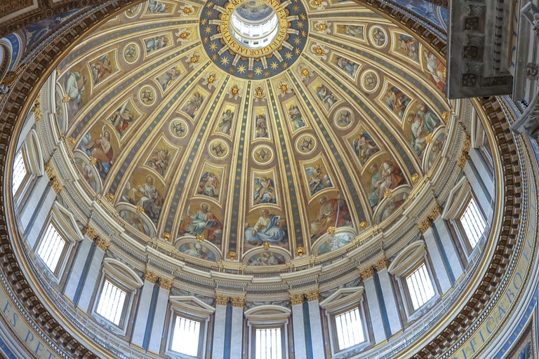 Rome: St. Peter’s Basilica & Underground Tombs Tour Group Tour in French