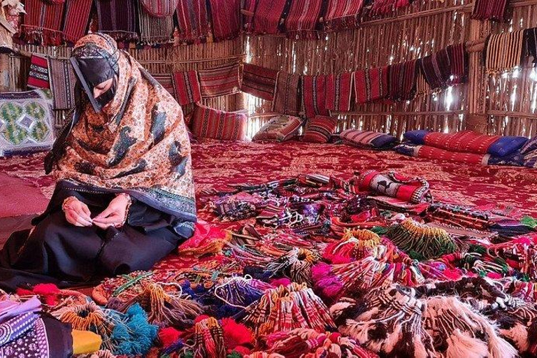 3-Day Oman Adventure: Wadis, Desert Camping & Meals by Guide