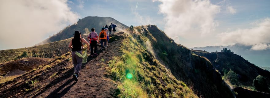 Bali : randonnée guidée au lever du soleil sur le mont Batur, piscine Cretya et Alas Harum