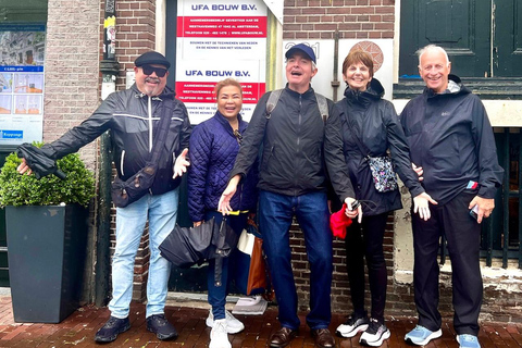 Amsterdam: Small Group Walking Tour with Fun Guide Walking Tour in Amsterdam with Enthusiastic and Fun Guide
