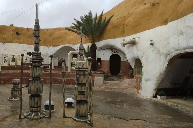 2-Day Sahara Escape: Ksar Ghilane Oasis & Desert Camp 2-Day Sahara Escape: from Mahdia