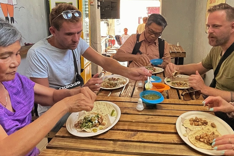 Die Innenstadt von Puebla: Authentische Street Food Entdeckung & Dessert
