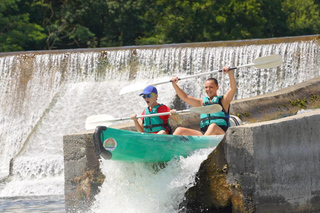 Vallon Pont d'Arc: 10 km kayak descent on the Ardèche with slides