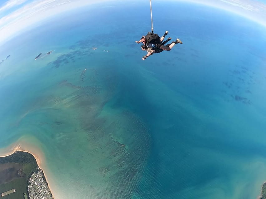 Cairns: Tandem Skydive with transfers and beach option | GetYourGuide