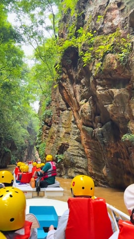 Jiuxiang Karst Caves Tour with Cable Car