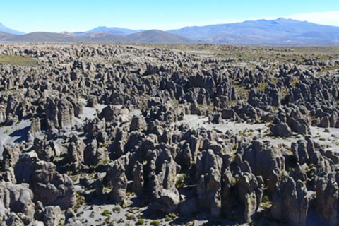 Pillones waterval en Imata stenen bos