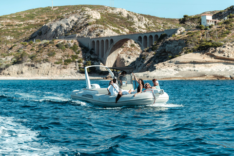 Marseille: boat cruise tour to the islands of Frioul and Château d'If Marseille: Boat trip to the islands of Frioul and Château d'If