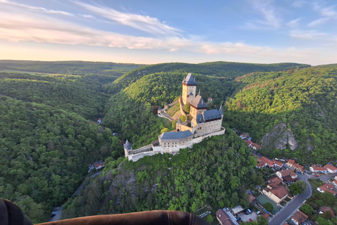From Prague: Balloon ride with Champagne & Picnic