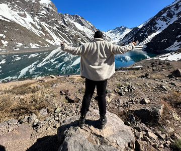 Santiago: Portillo and Laguna del Inca Day Trip with Picnic