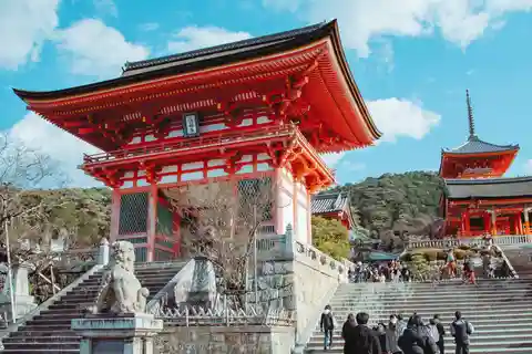 [2,3 km / 1,43 miglia] Tour a piedi mattutino nella zona est di Kyoto
