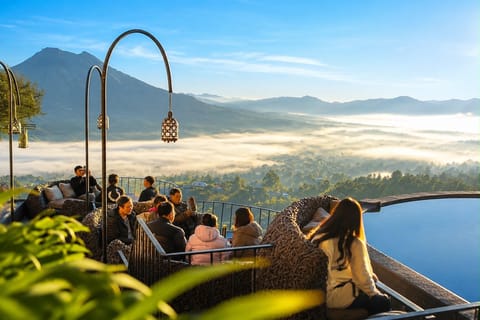 Lake Batur Traditional Fishing Experience with Breakfast