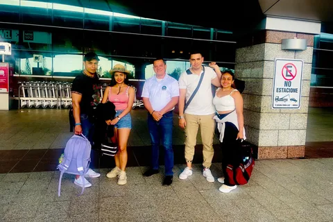 PUJ Transfer to Hotel Zone: Comfort and Culture Every Mile”