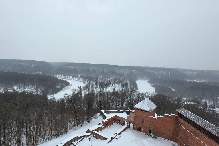 From Riga: Turaida & Sigulda Day Trip with Guide