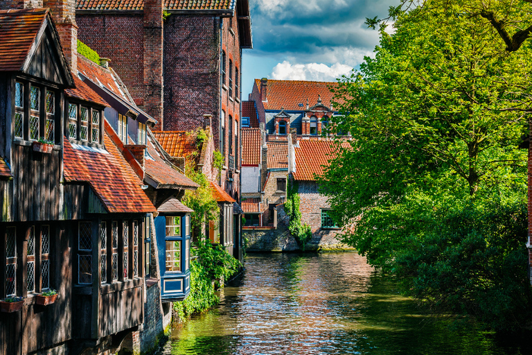 Bruges: Private Guided Tour with Your Mobile Phone Bruges: Private Guided Tour