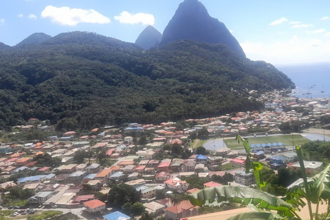 Esperienza a Soufriere: Bagno di fango, Cascata, Pitons, Baia di Marigot.