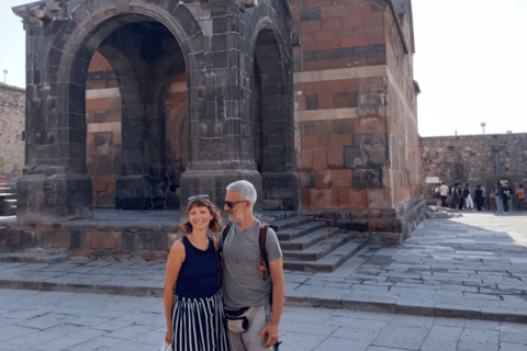 Khor Virap, St. Hripsimeh et Gayaneh, Echmiadzin, ZvartnotsVisite privée avec guide