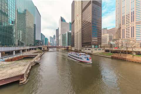 Chicago: crociera fluviale sull'architettura con salta fila