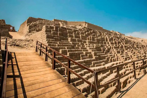 From Lima: City tour Prehispanic + Colonial