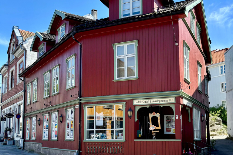 From Oslo: Drøbak and Oscarsborg Fortress Day Trip
