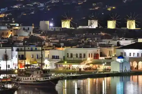 Mykonos Bar Crawl with a Local