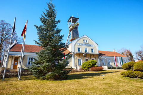Kraków: Kopalnia Soli Wieliczka – wycieczka z przewodnikiem i odbiorem z hoteluKraków: Kopalnia Soli „Wieliczka” – wycieczka z przewodnikiem i odbiorem z hotelu