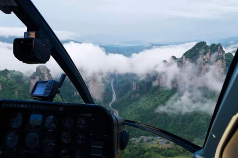 Zhangjiajie: Helicopter Flight Experience Helicopter Charter Route F Experience