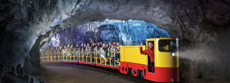 Koper : Visite de la grotte de Postojna et du château de Predjama et billets