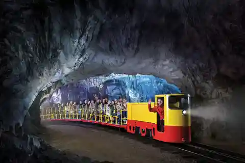 Koper: Postojna Cave and Predjama Castle Tour and Tickets