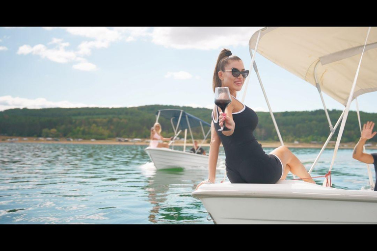 Sofia: Motorboat Ride with Beach Break and Sun Loungers