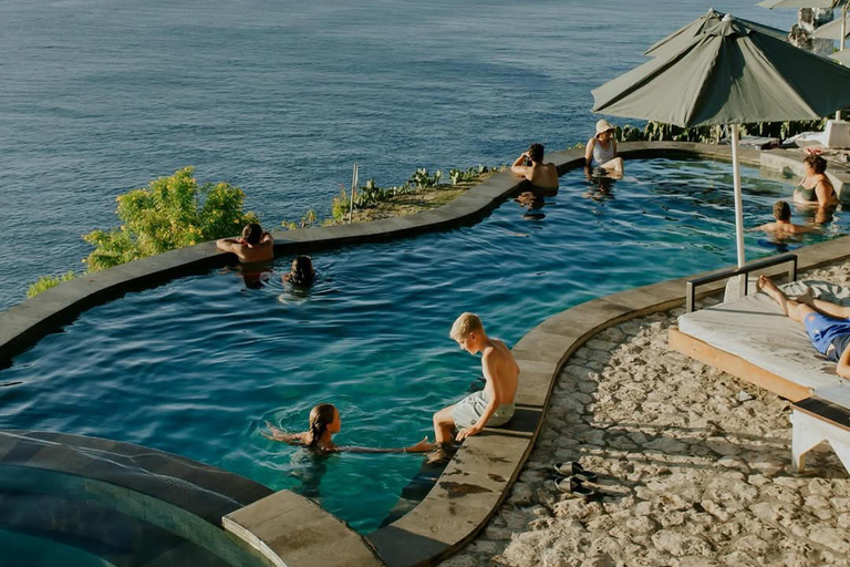 从巴厘岛出发：努沙佩尼达魔鬼鱼浮潜私人乘船观光共享游船之旅（含午餐，巴厘岛酒店接送服务）