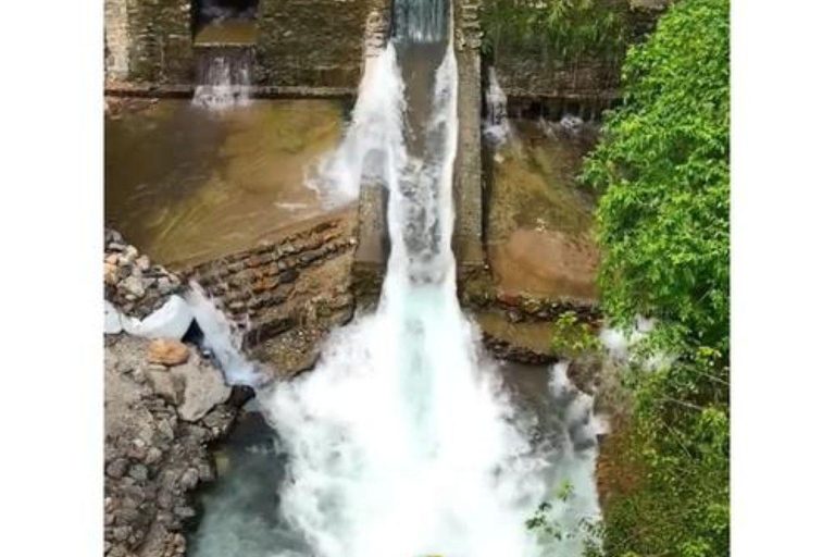 Yangshuo Xingping Longjing River Rafting1,5 kilometer rafting op de Longjing-rivier Ticket