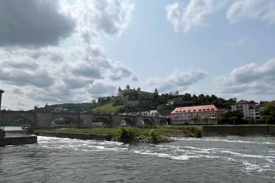 Altstadtführung Würzburg mit Weinverkostung auf der Alten Mainbrücke