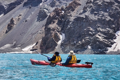 Ab Santiago: Geführte Kajaktour durch die Laguna del Inca