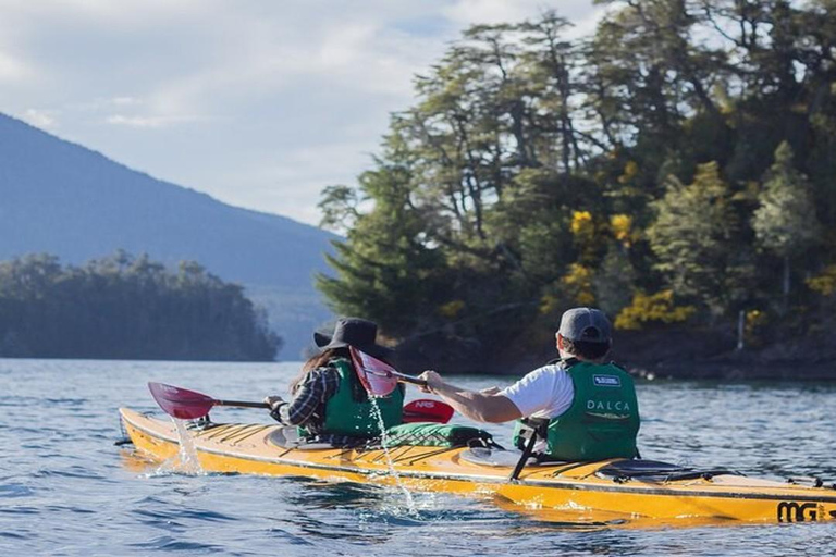 Villa la Angostura: Half Day Kayak Tour with Picnic