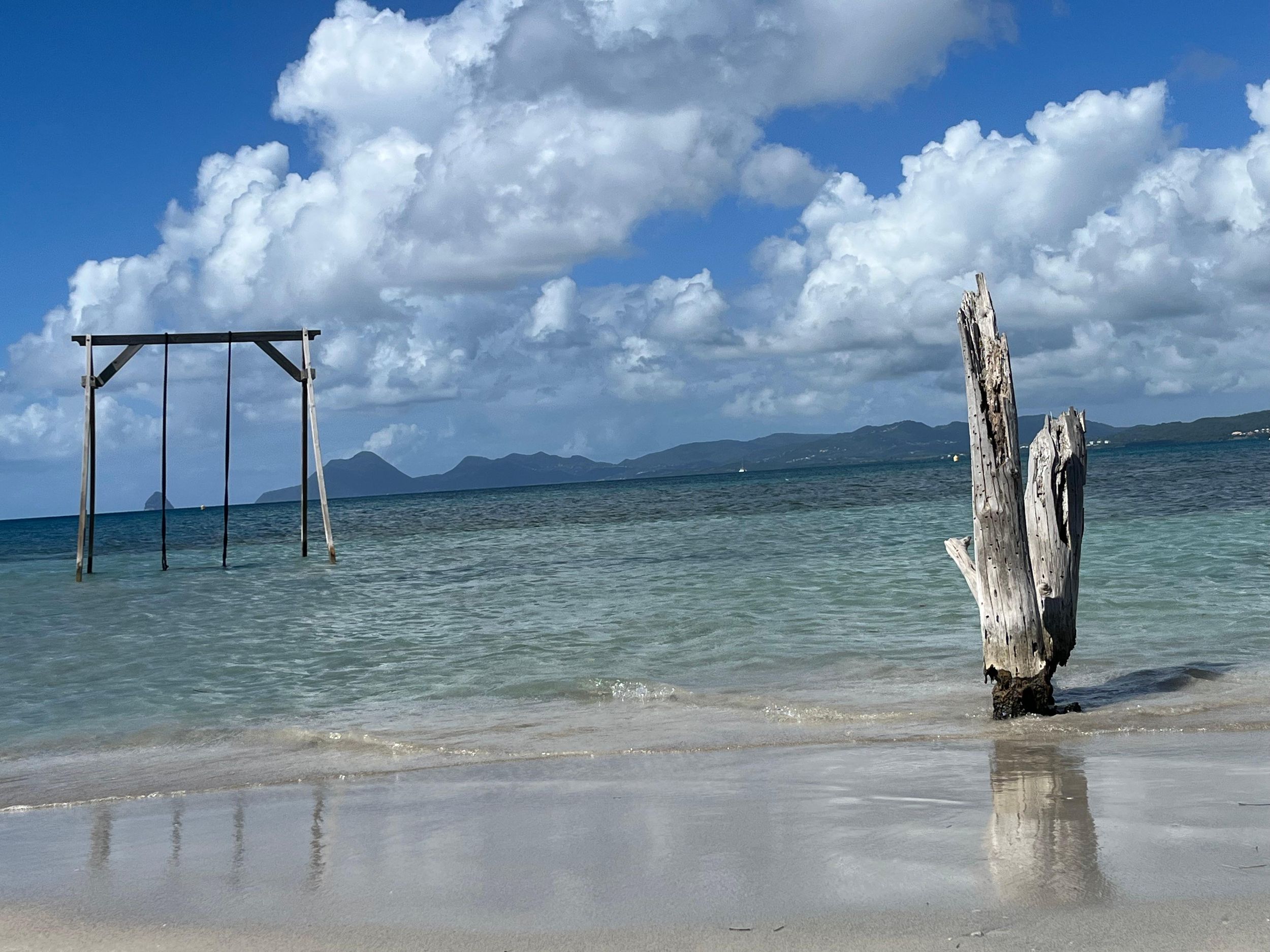 Sainte Anne - Besucht die Schaukel im Wasser - Strandwanderung &Sundowner