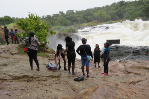 Park wodospadów Murchison: 2-dniowe safari z dziką przyrodą i nosorożcamiPark wodospadów Murchison: 2-dniowe safari z dziką przyrodą
