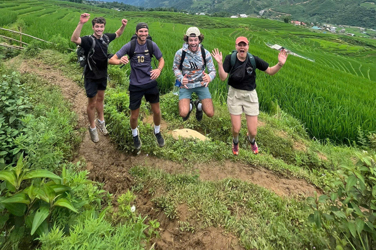 SA PA TREKTOCHT 2D/1N DOOR NATUUR EN CULTUUR MET LALA