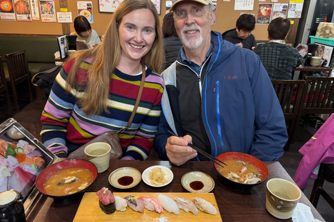 Paseo gastronómico y cultural por Kanazawa: del mercado de Omicho al distrito de las geishasPaseo cultural y gastronómico por Kanazawa: del mercado de Omicho al distrito de las g