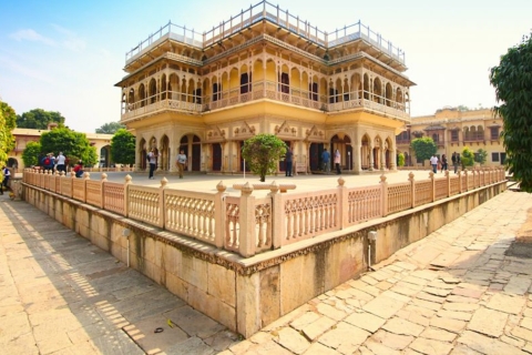 Desde Jaipur: Tour Privado de 4 Días por Udaipur con PushkarTour en coche privado y conductor