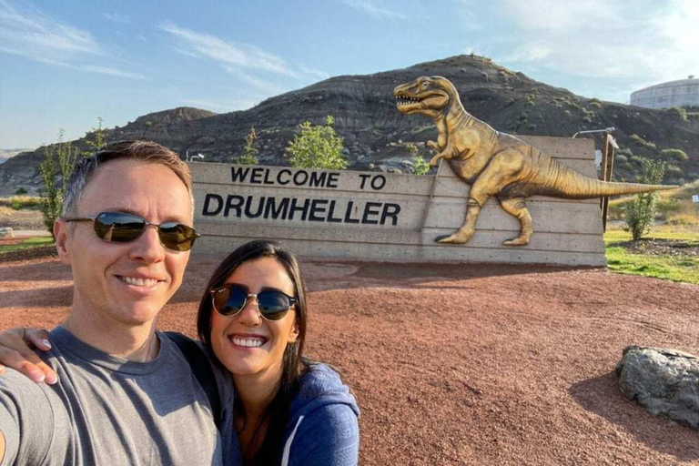 Calgary: Drumheller with Museum, Hoodoos, Canyon & Dinosaurs